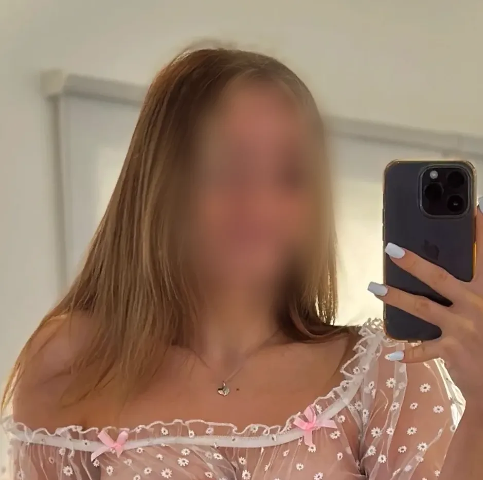 Megi, 22 anni