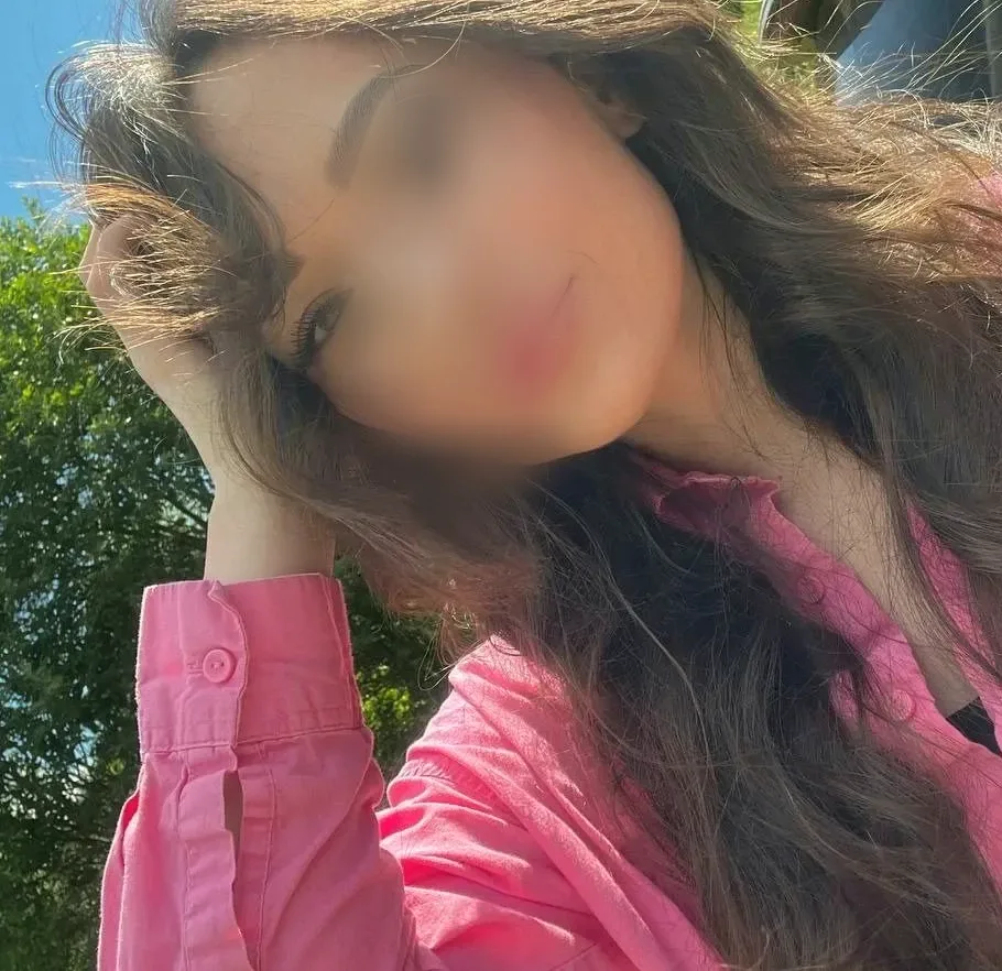 Yasmine, 25 anni